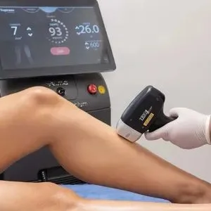 Soprano — depilação a laser de diodo com três comprimentos de onda