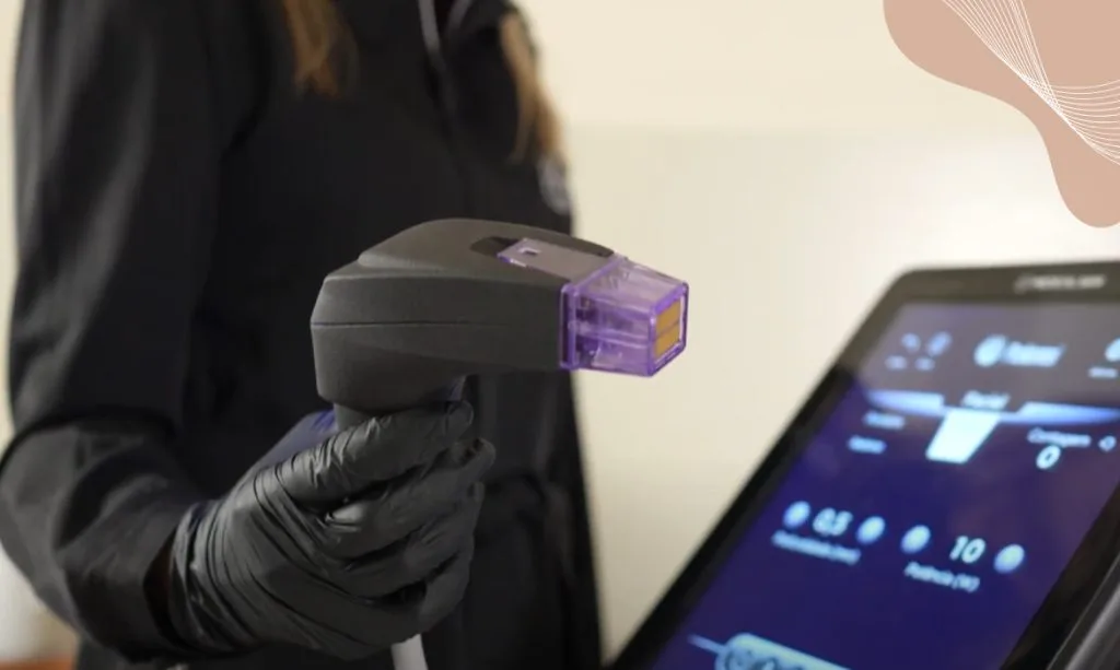 Secret DUO — RF microagulhada poupando a epiderme em fototipo alto